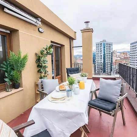 Atico Duplex Puerto Deportivo 기욘
